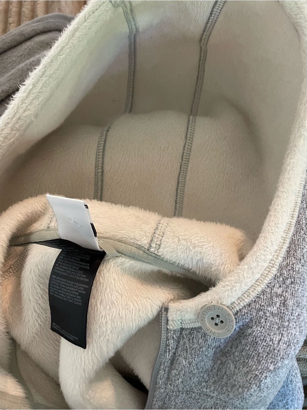 North Face jacket - Picture 13 of 13